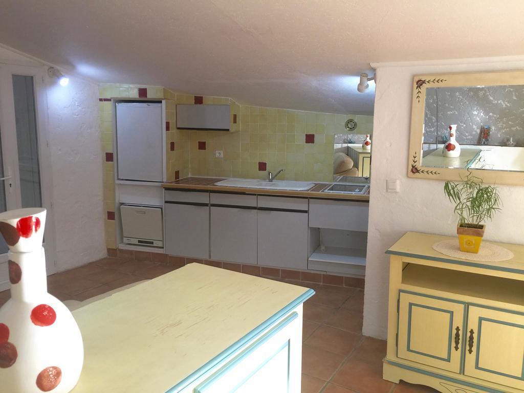 La Petite Maison D'Athenopolis Apartment กรีโมด์ ภายนอก รูปภาพ
